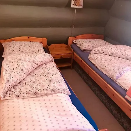 Feriehus I Amotsdal Groven